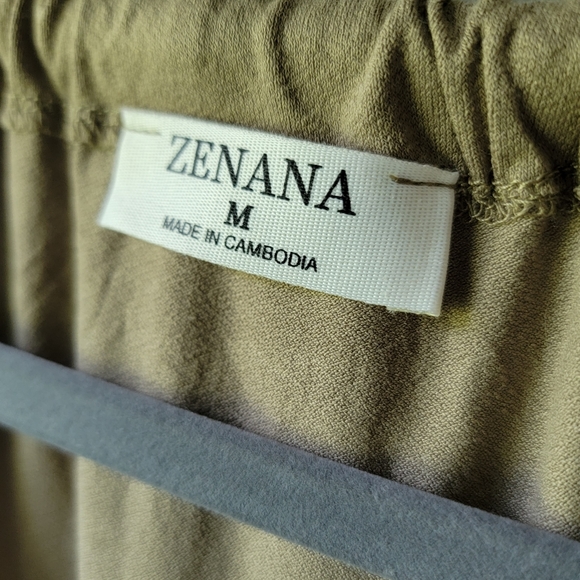 Zenana Olive Surplice Front Halter Tank Size Medium - Picture 3 of 6
